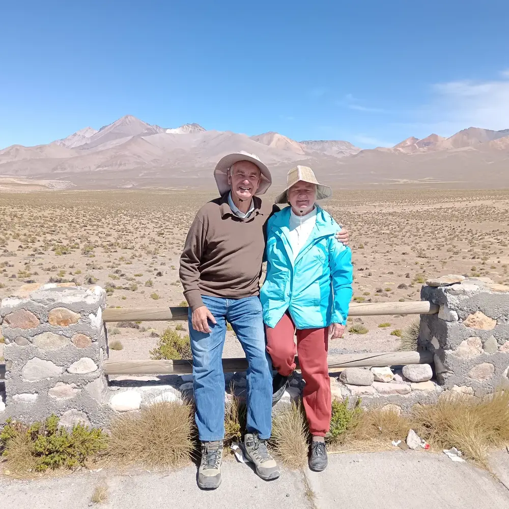 Grupo completo en el tour del altiplano