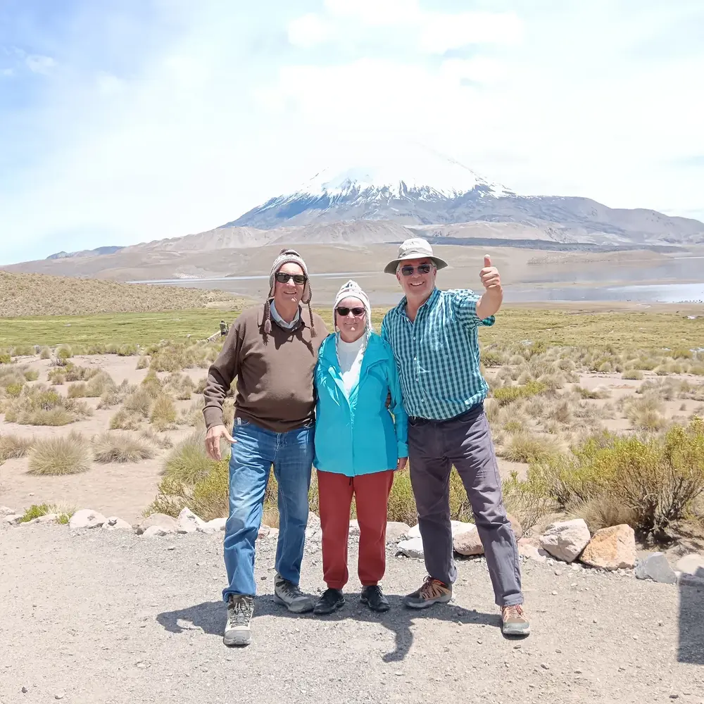 Siegfrid y Waltraud junto a su guía en el altiplano